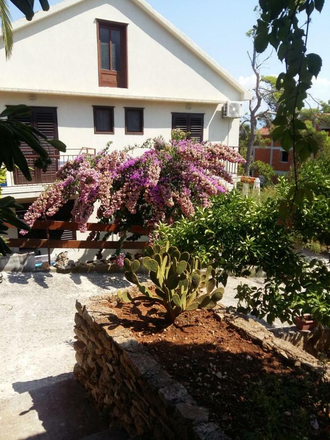 Manda Ljubetic Διαμέρισμα Sutivan Εξωτερικό φωτογραφία