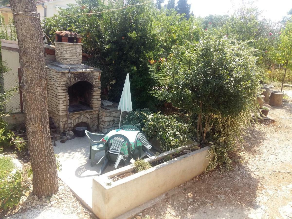 Manda Ljubetic Διαμέρισμα Sutivan Εξωτερικό φωτογραφία