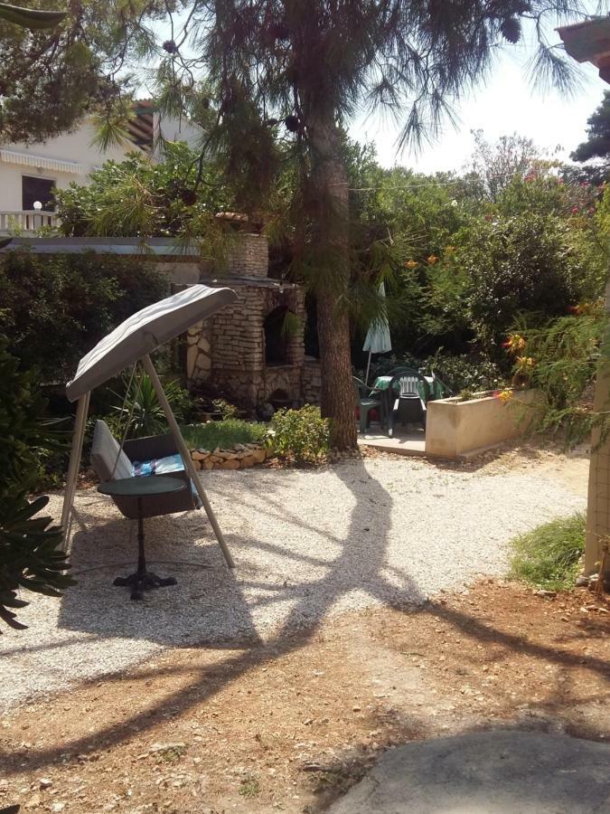 Manda Ljubetic Διαμέρισμα Sutivan Εξωτερικό φωτογραφία