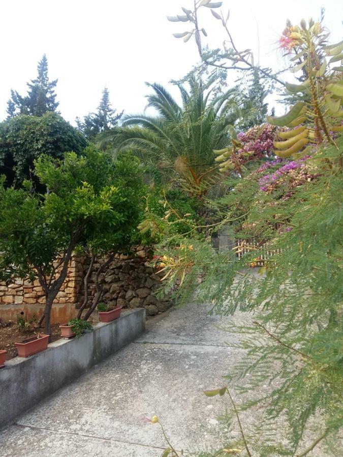 Manda Ljubetic Διαμέρισμα Sutivan Εξωτερικό φωτογραφία